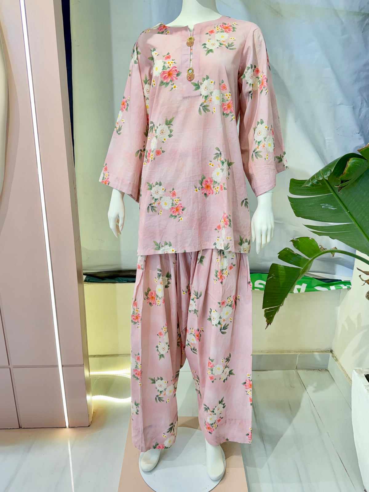 Tulip 2 Piece Suit